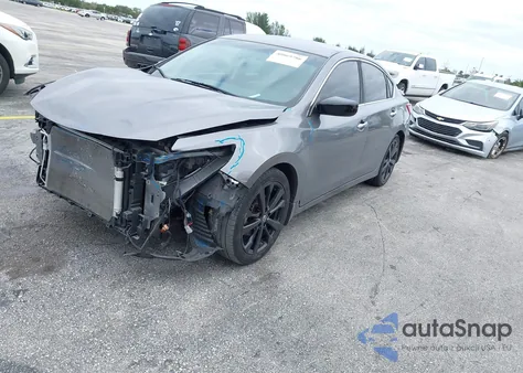 2017 Nissan Altima 2.5 Sr из США, поврежденный, VIN 1N4AL3AP8HC216414